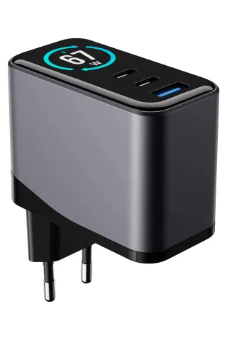 WCG67 3'ü 1 Arada TFT Ekranlı 67W GaN Şarj Cihazı Hızlı Şarj USB-C 3 Portlu Laptop GaN PD 3.1 Evrensel Şarj Cihazı
